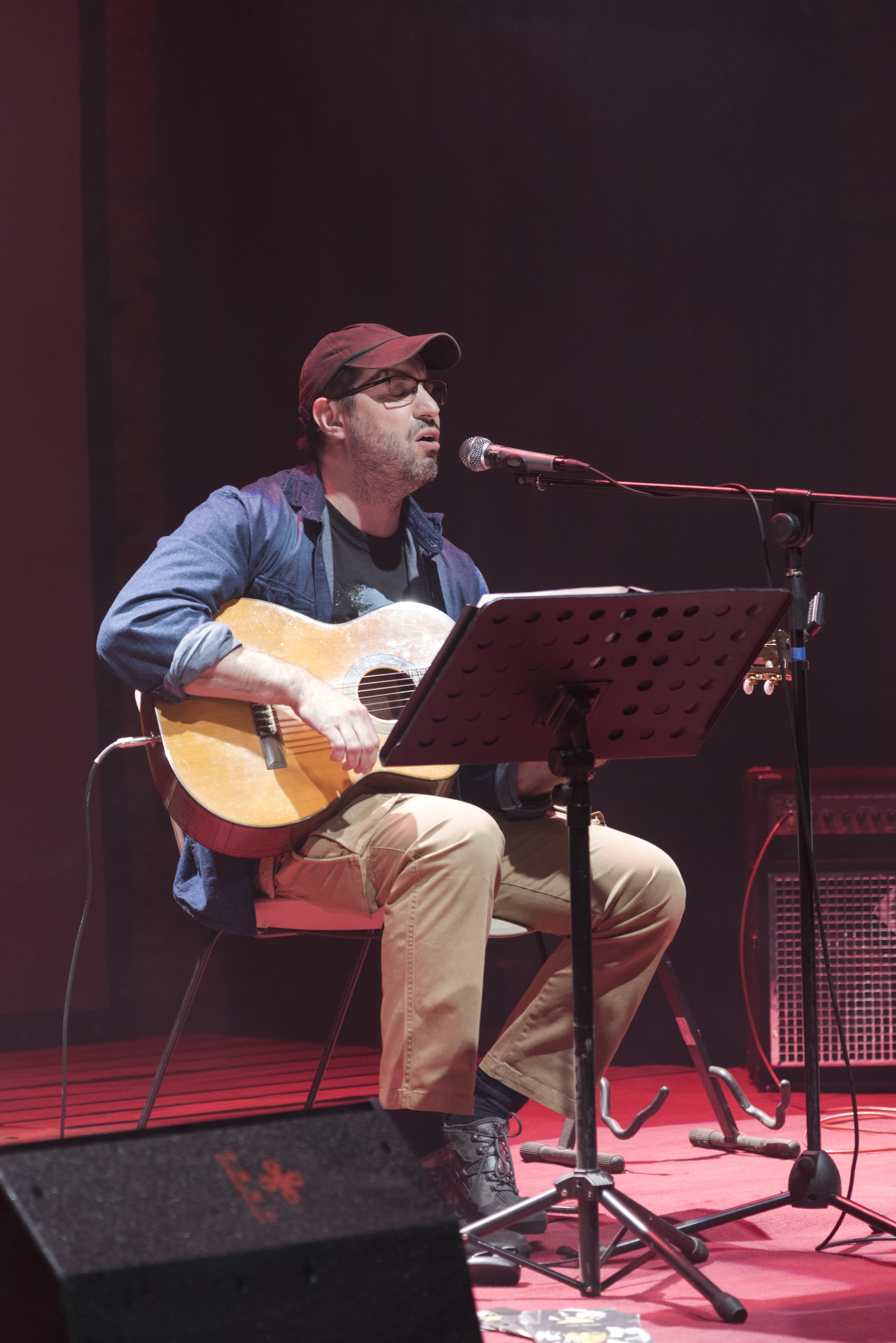 foto Michel Álvarez en escenario